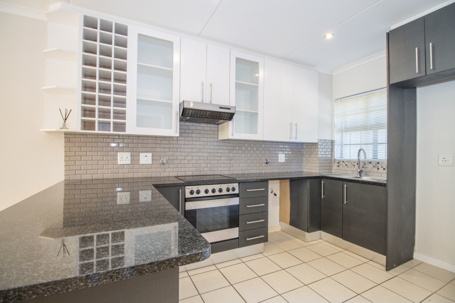 To Let 2 Bedroom Property for Rent in Beach Estate Western Cape